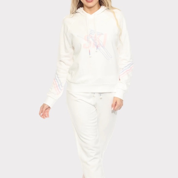 NWT P.J. Salvage Women's Mountain Bound Ski Hoodie and Pant Set - Picture 1 of 8